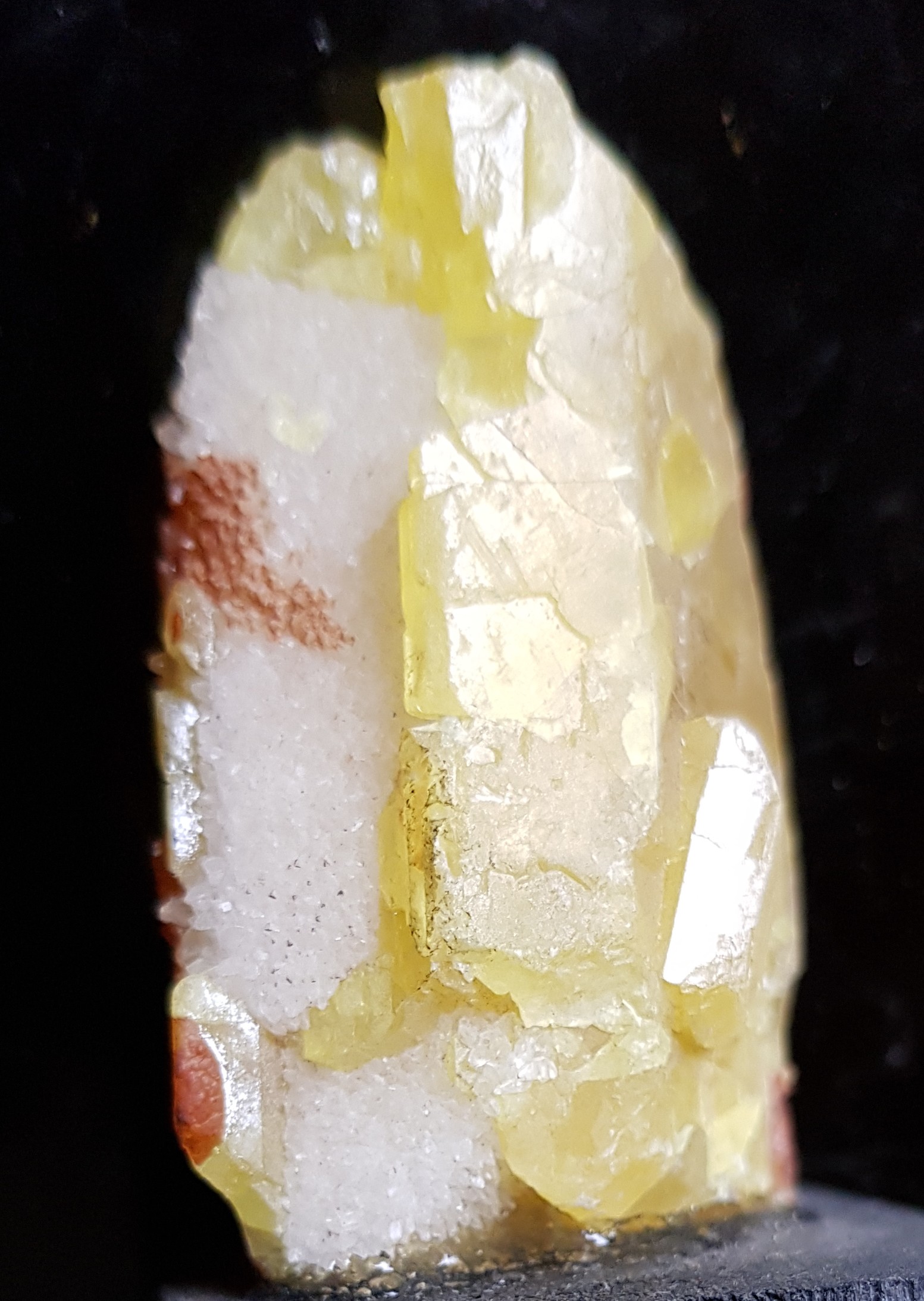 IFM-souffre.JPG (10842 octets)